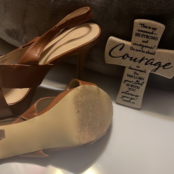 Nine West Brown Stilletos. Size 7 - Picture 4 of 4
